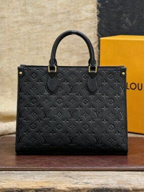 Louis Vuitton OnTheGo MM Bag